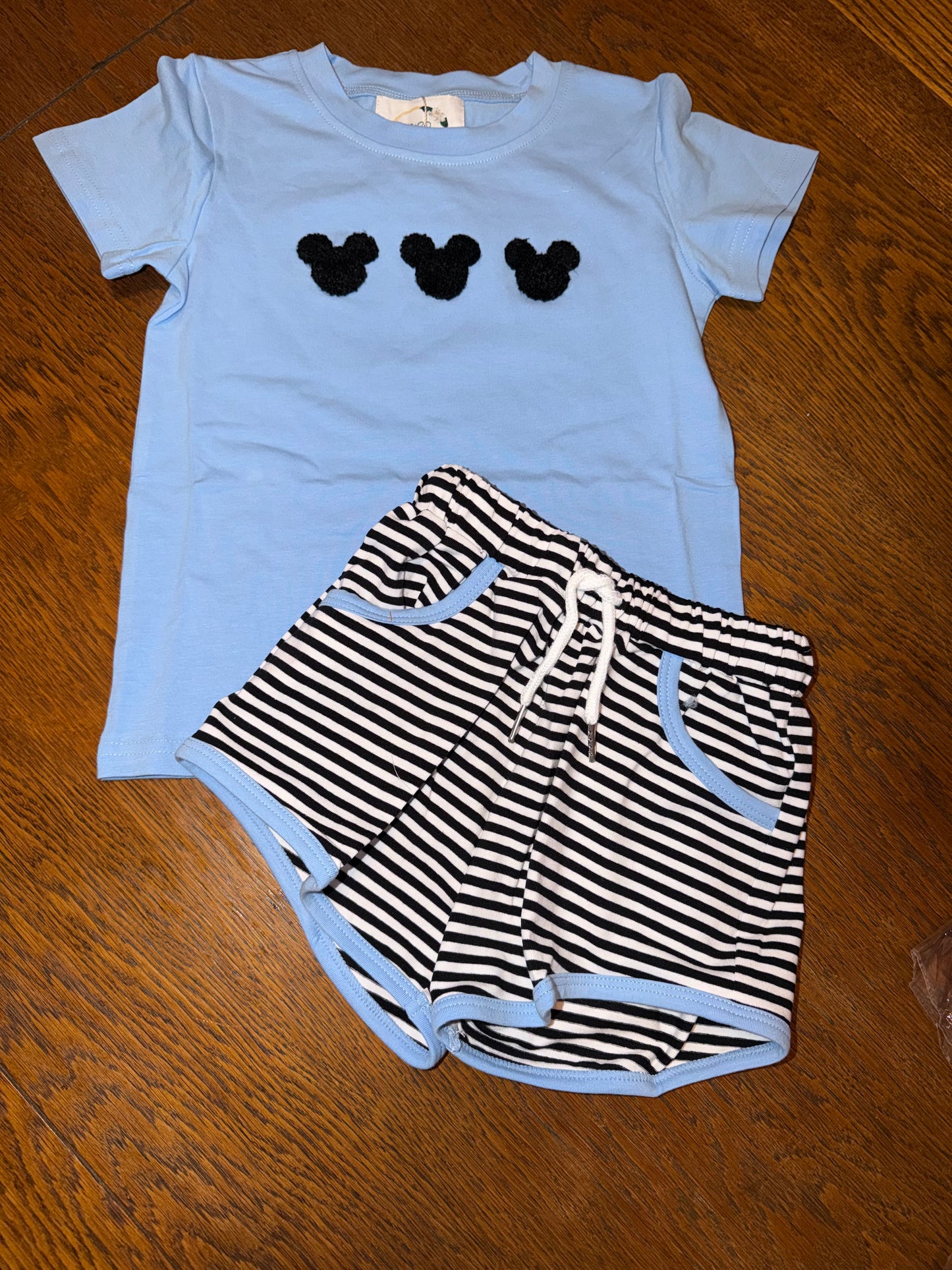 French Knot MM Short Set