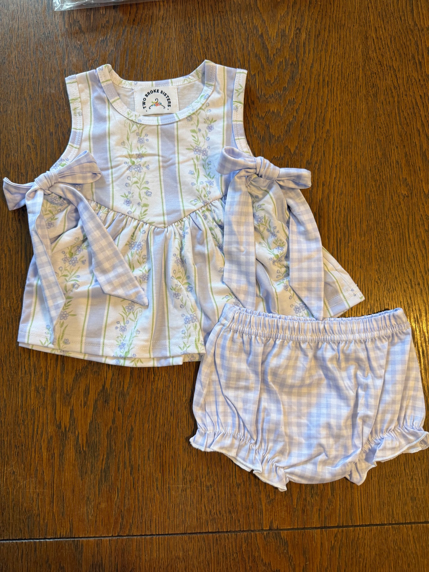 Violet Flowers & Stripes