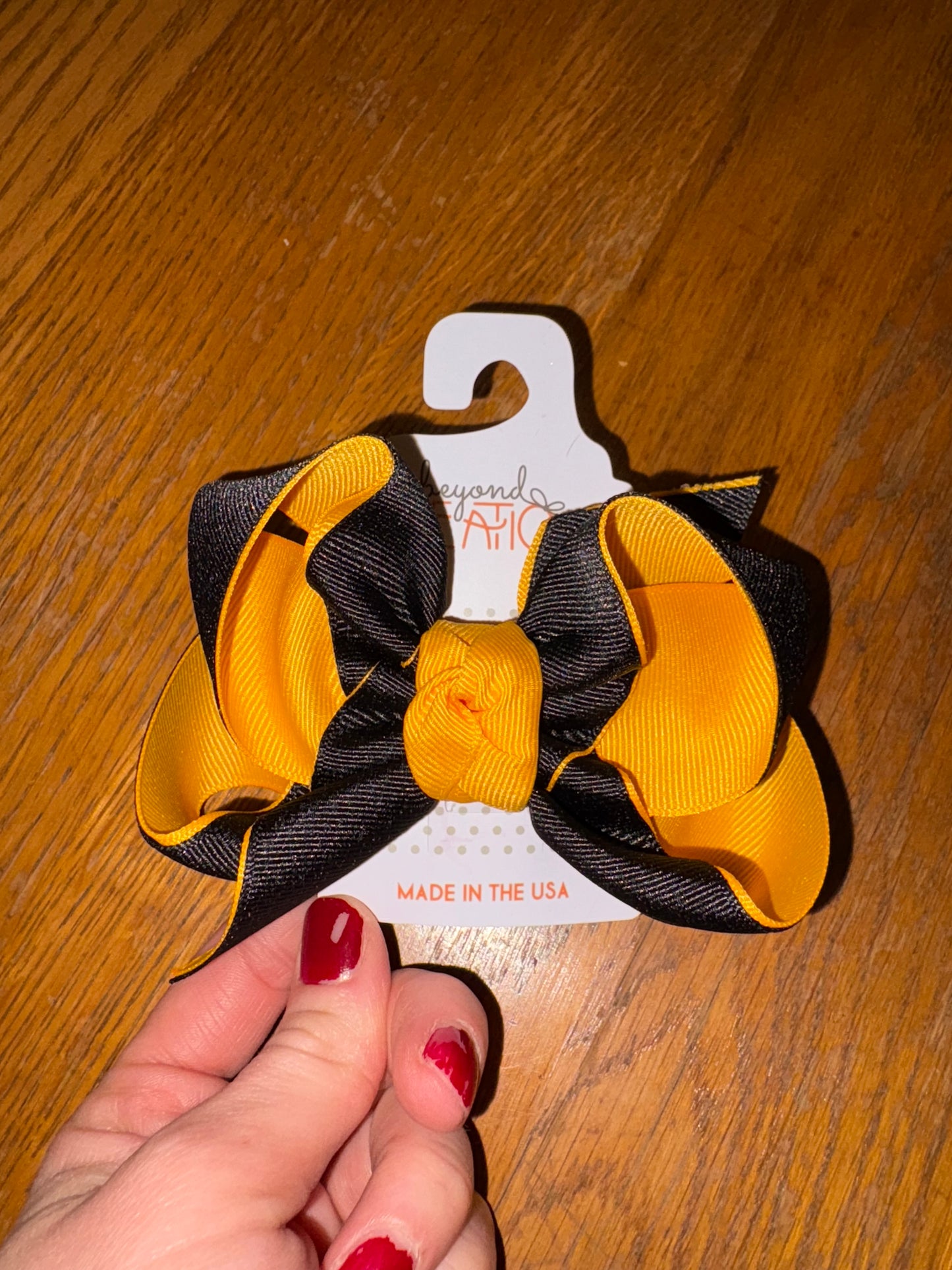 Black & Gold Bow - 4.5in