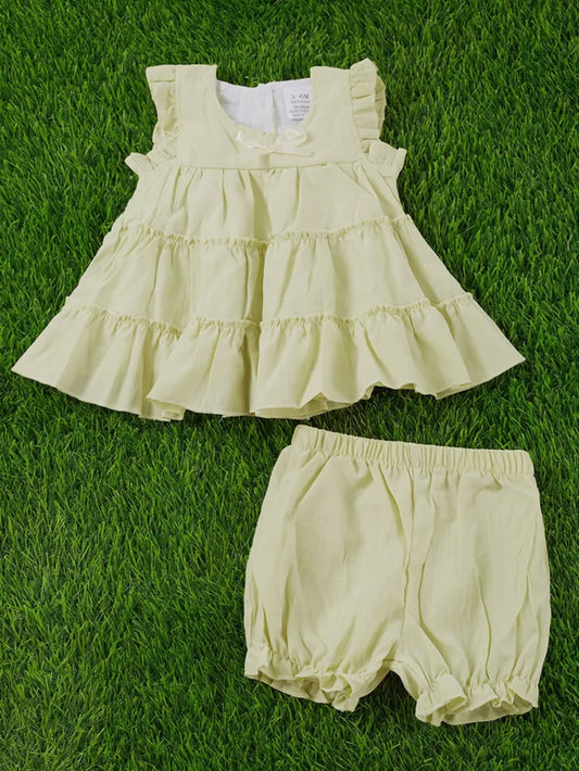 Pale Yellow Bloomer Set