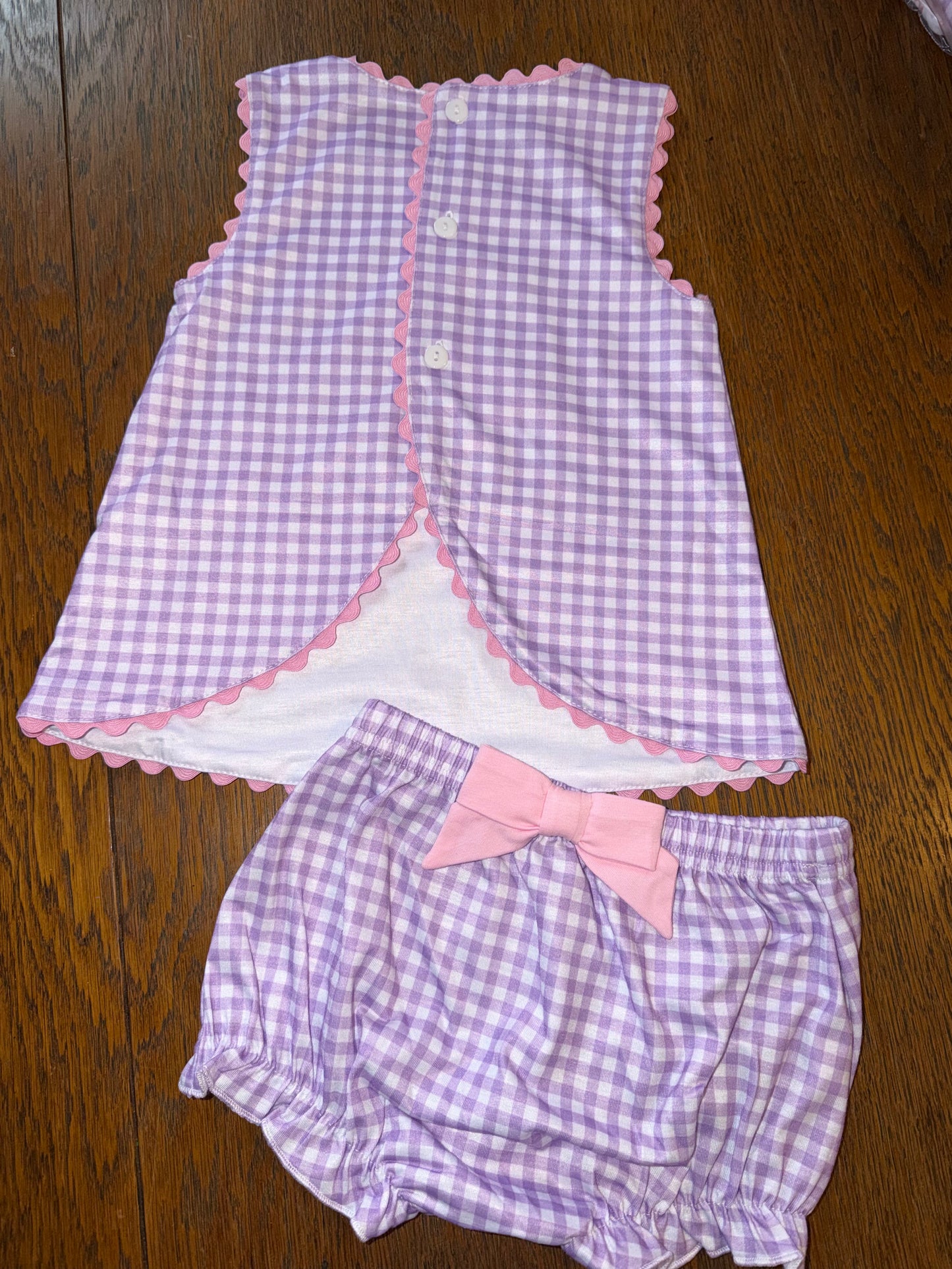 Sibling Plaid Ghost Sets
