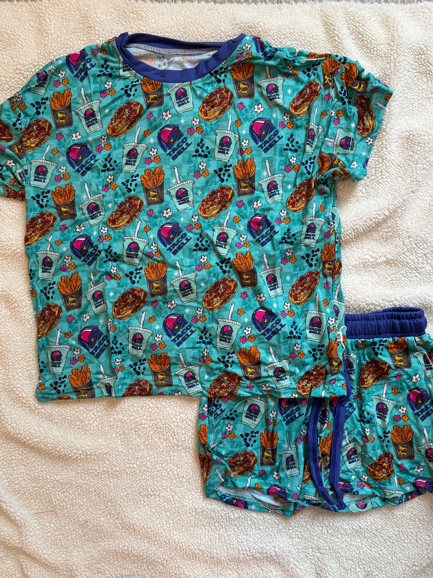 Flowery T@co Bell Short Bamboo Set