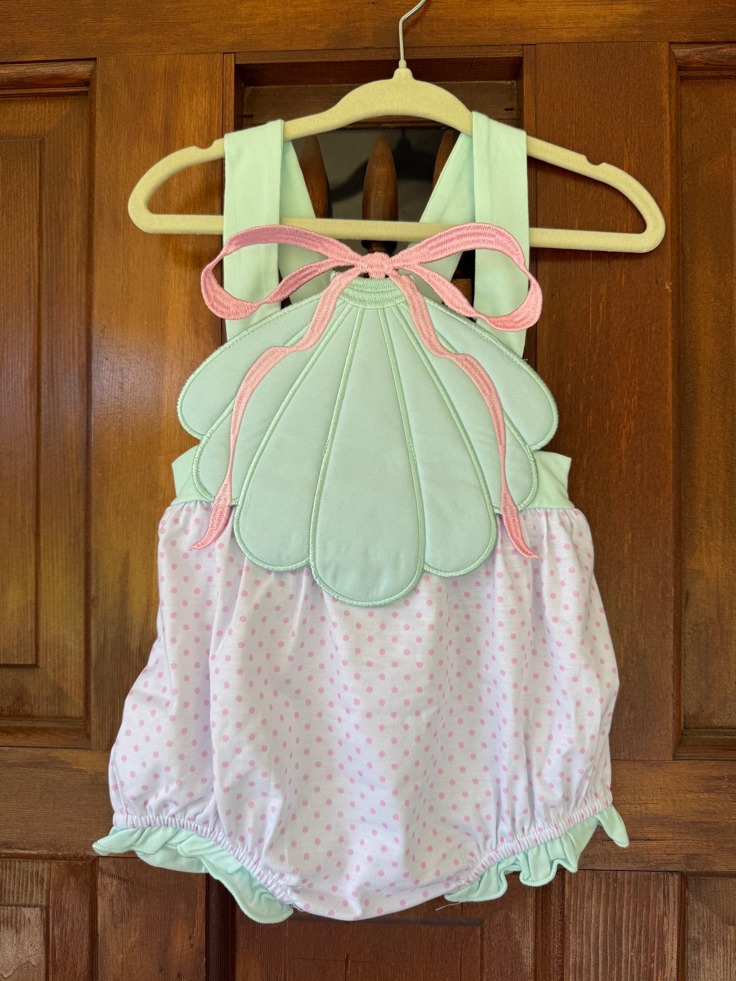 Light Pink & Blue Seashell