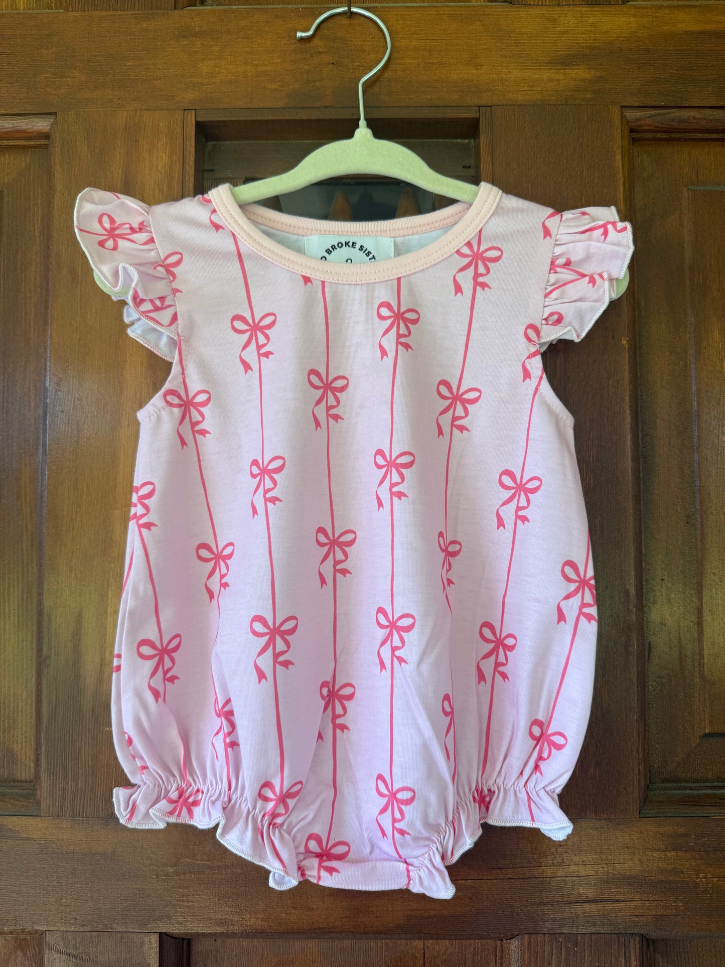 Pink Bow Lines Bubble