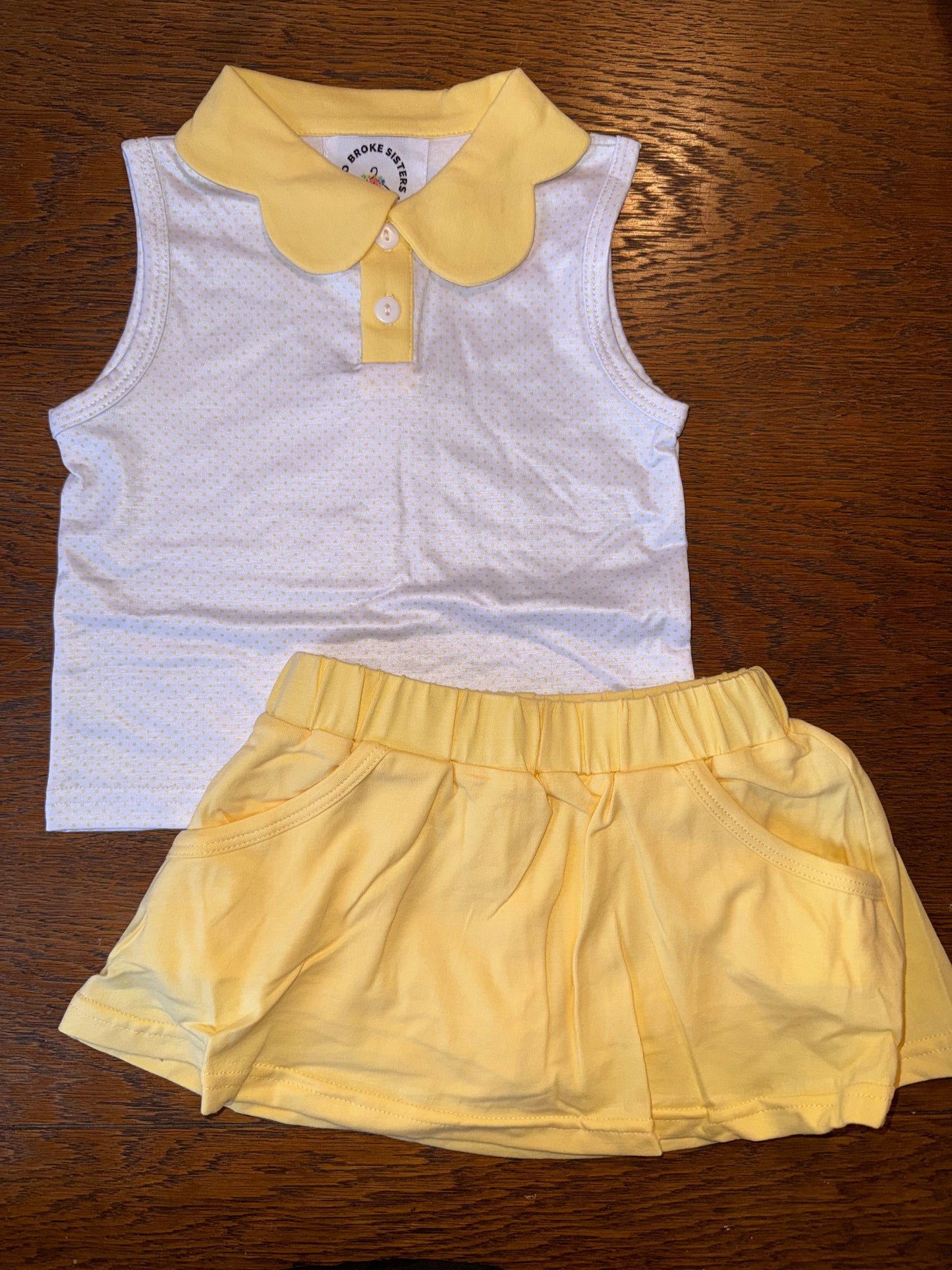 Pastel Bitty Dot Scallop Neckline Skort Set