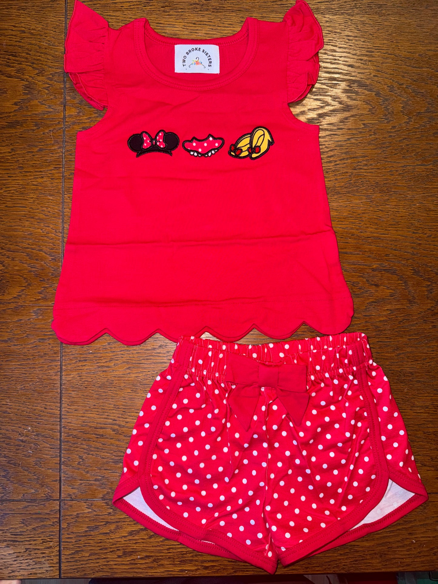 Red MM Accessories Set